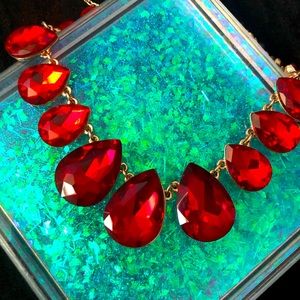 Beautiful ruby red necklace and earrings set